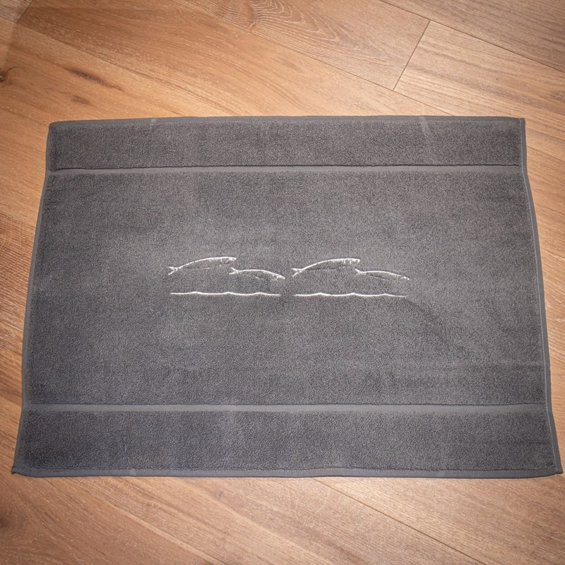 Fish bath mat - Grey