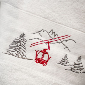 White guest towels with red cable car (pack of 3)